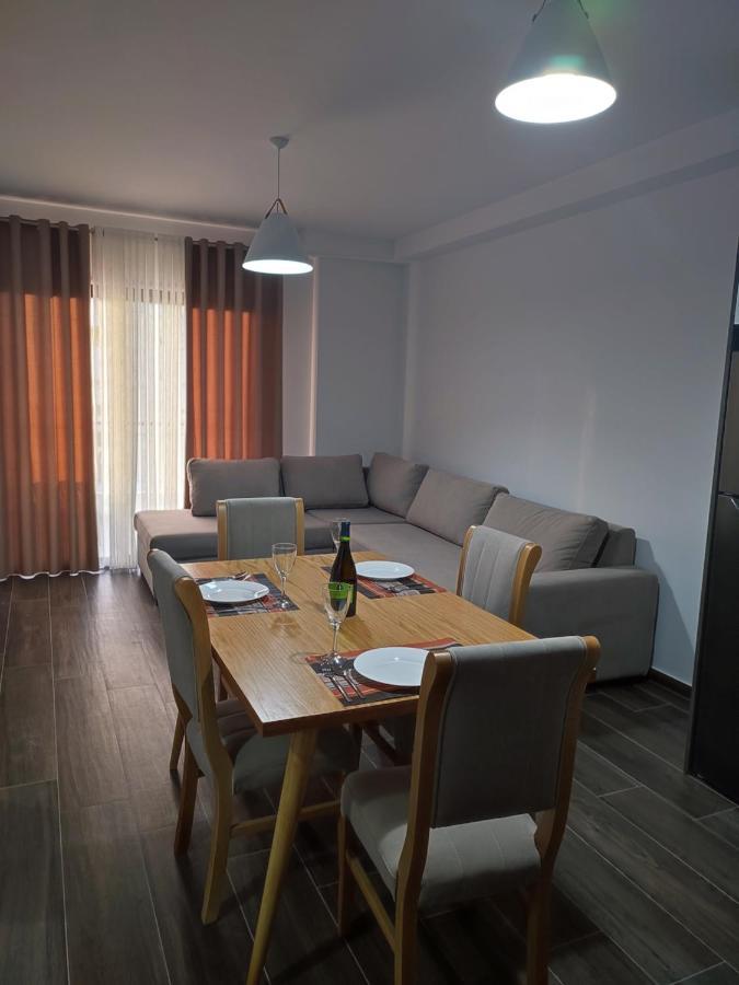Proda Apartments Sarandë エクステリア 写真