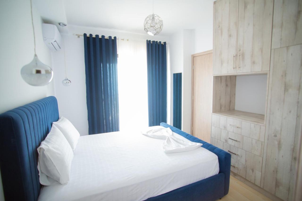 Proda Apartments Sarandë エクステリア 写真