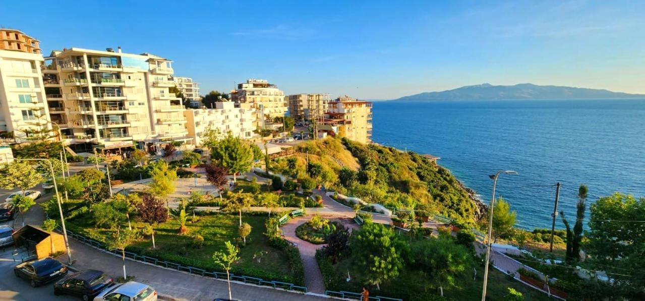Proda Apartments Sarandë エクステリア 写真